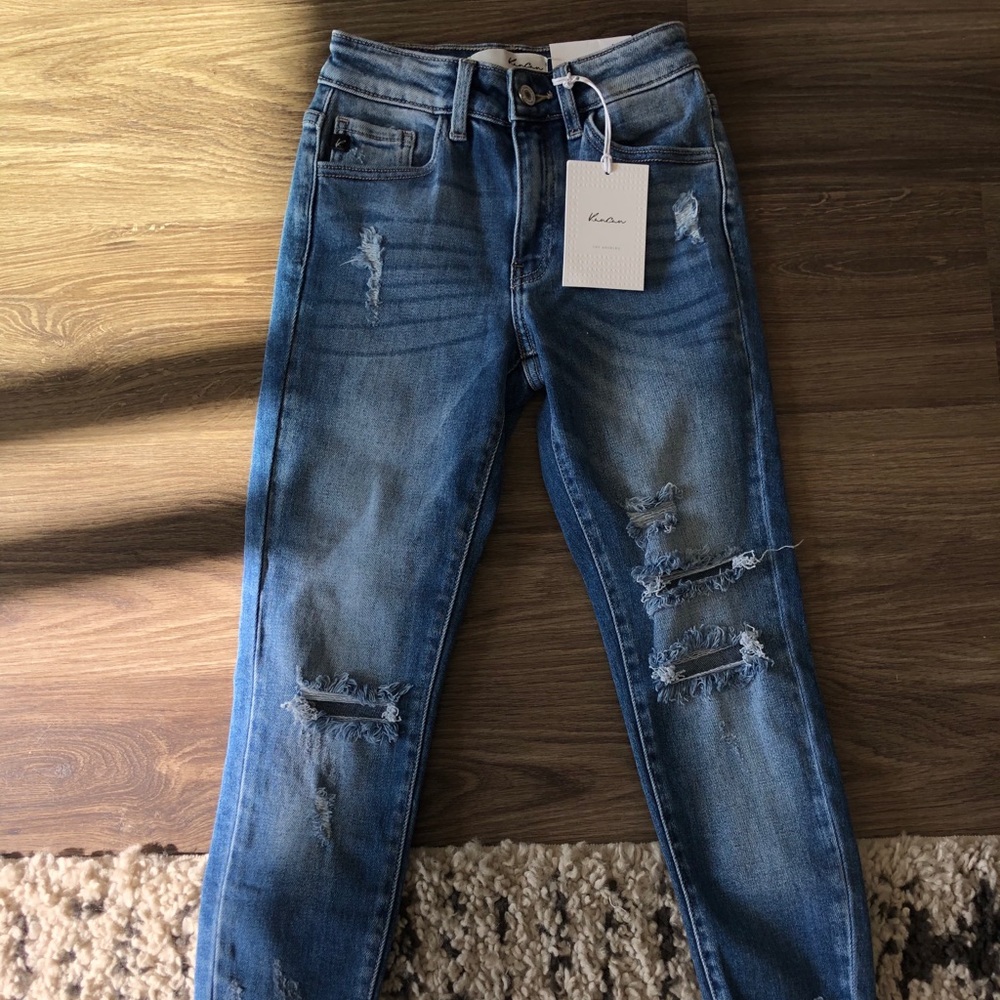 Kancan jeans, brand new